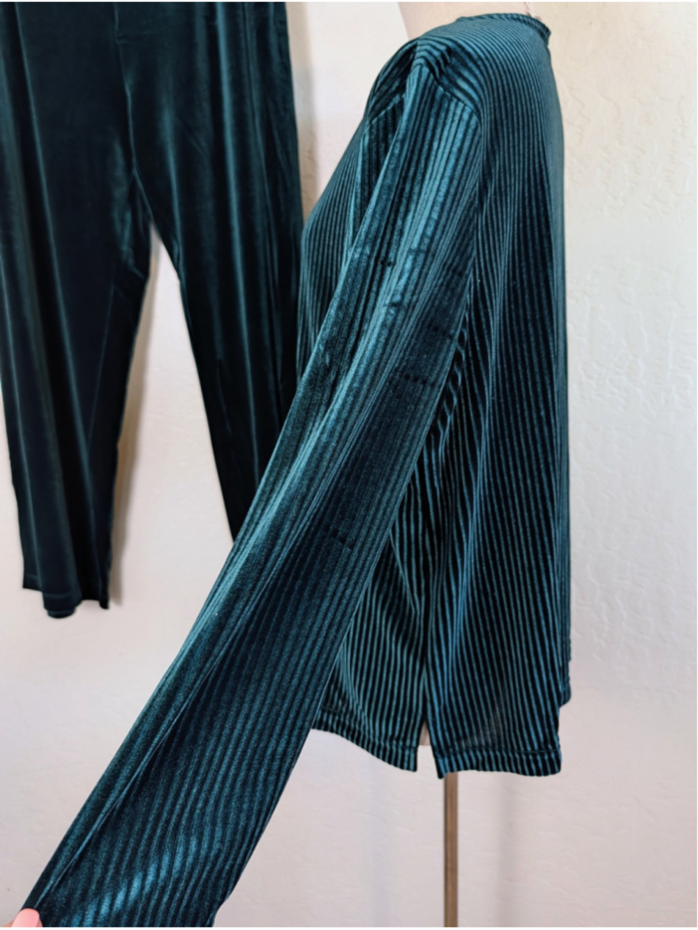 Draper’s & Damon’s Petite XL Teal Velour Lounge Set 2PC Ribbed Top Wide Leg Pant - Picture 4 of 8